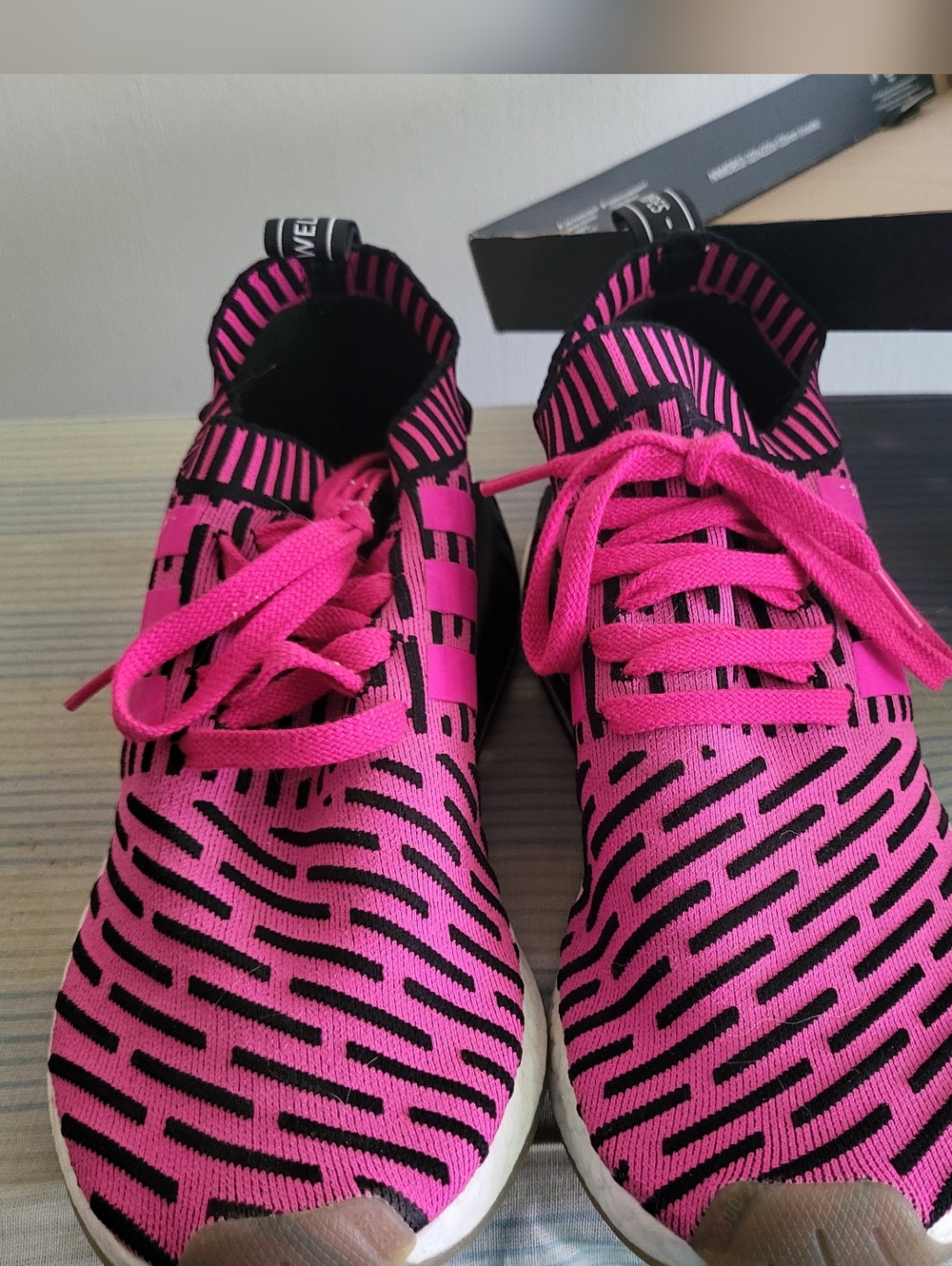 ADIDAS BOOST NMD R2 JAPAN PRIMEKNIT PINK & BLACK PRIMEKNIT ATHLETIC SNEAKERS